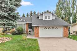 212 Douglas Woods Court SE Calgary