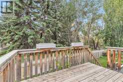 212 Douglas Woods Court SE Calgary