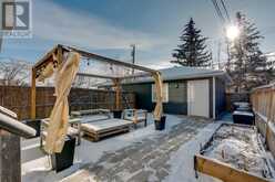 621 15 Avenue NE Calgary