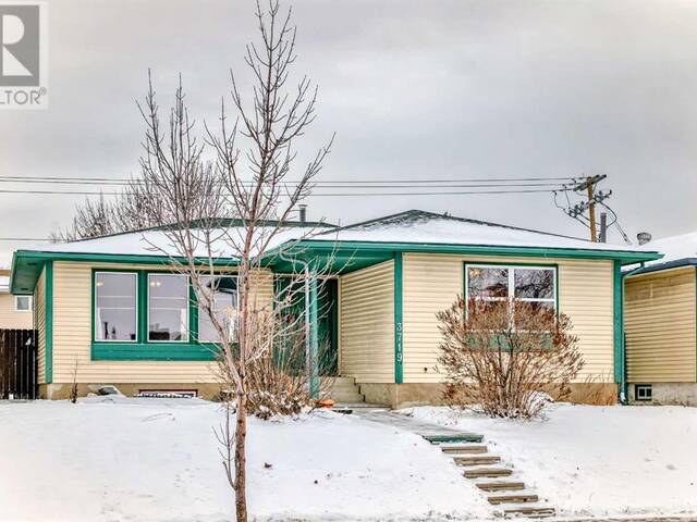 3719 Whitehorn Drive NE Calgary Alberta