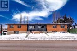 2616 edmonton Trail NE Calgary