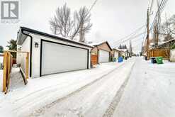 222 28 Avenue NW Calgary