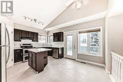 372 Hawkstone Close NW Calgary