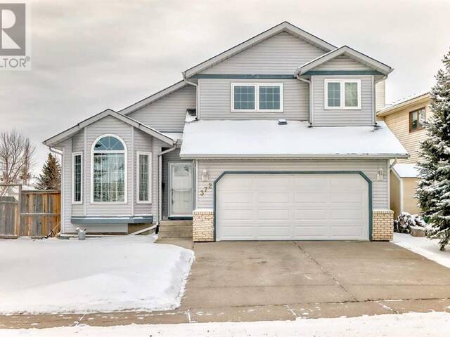 372 Hawkstone Close NW Calgary Alberta