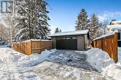 655 Varsity Estates Crescent NW Calgary