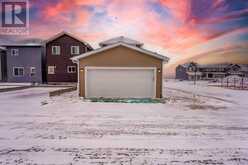 572 Baywater Manor SW Airdrie