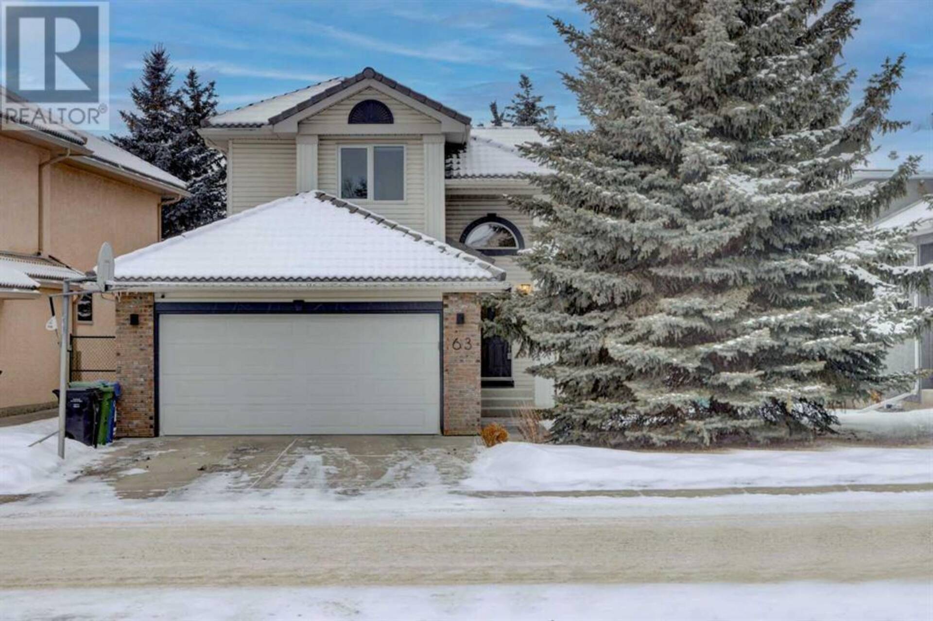 63 Woodpark Close SW Calgary