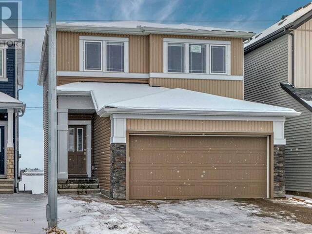 126 Hotchkiss Manor SE Calgary