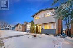 748 Rundleridge Drive NE Calgary