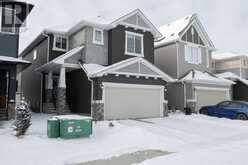 1321 Bayview Point SW Airdrie