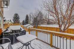 18 Edgebrook Way NW Calgary