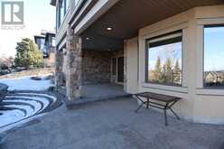 81 Crestridge View SW Calgary