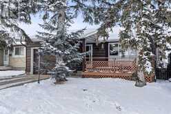 112 Berwick Hill NW Calgary