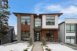 1007 DRURY Avenue NE Calgary