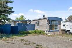 4, 5103 61 Avenue Olds