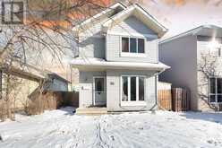 95 Castlegreen Close NE Calgary