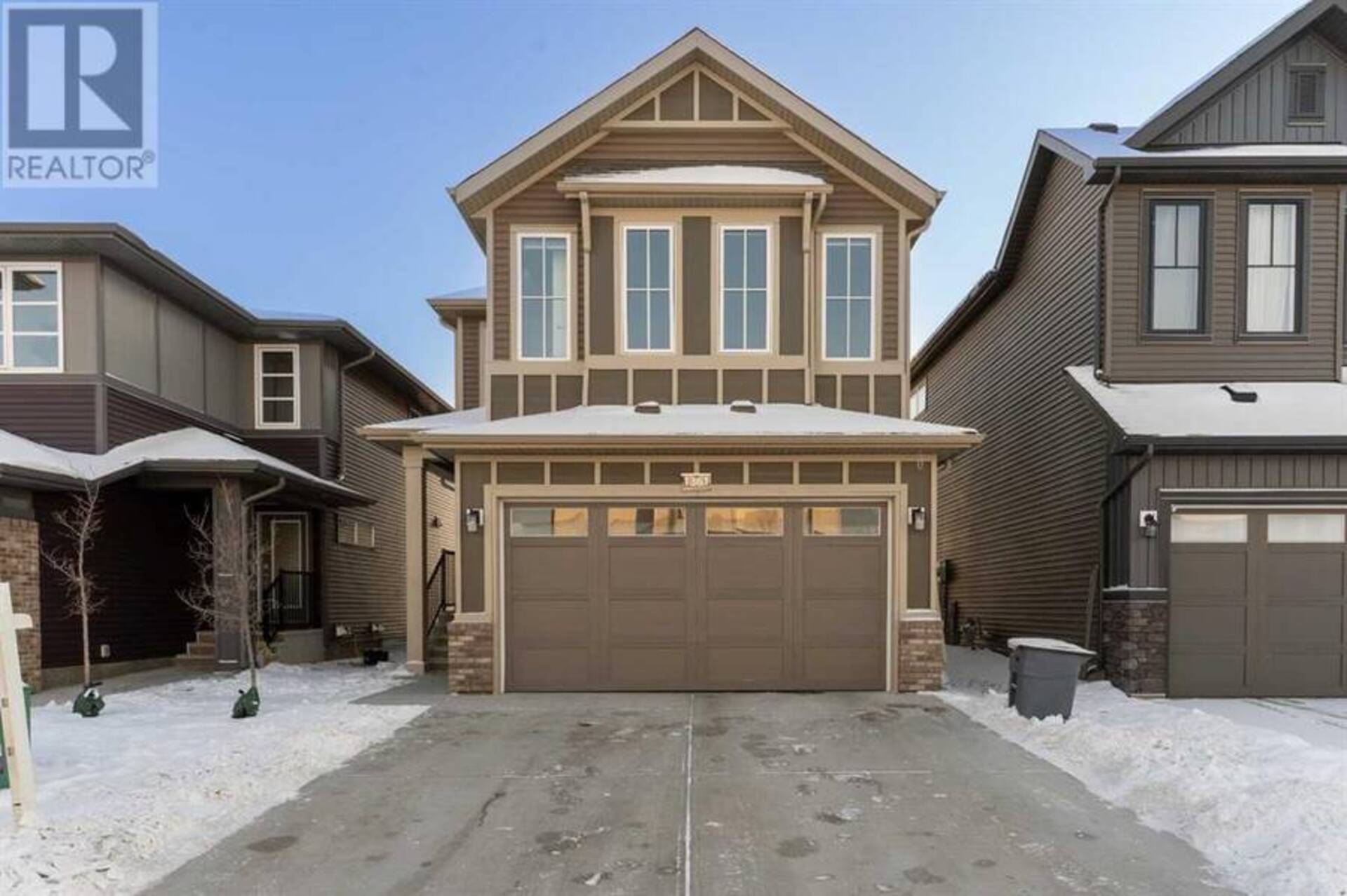 1361 Chinook Gate Green SW Airdrie