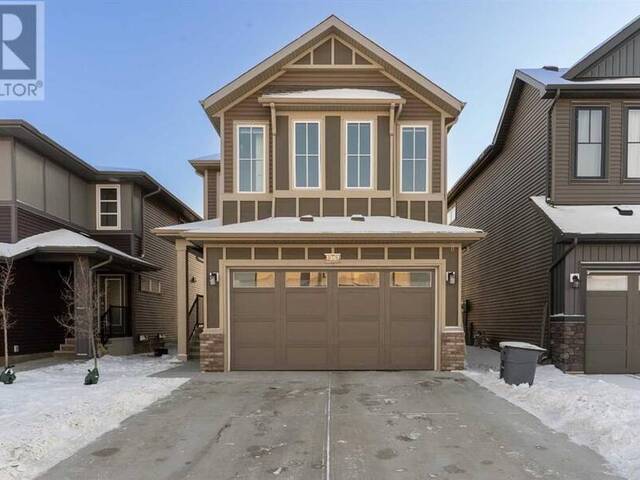 1361 Chinook Gate Green SW Airdrie Alberta