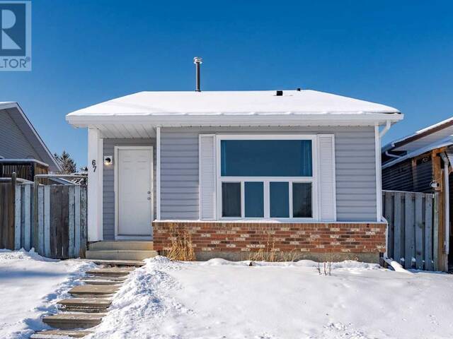 67 Sandstone Drive NW Calgary Alberta