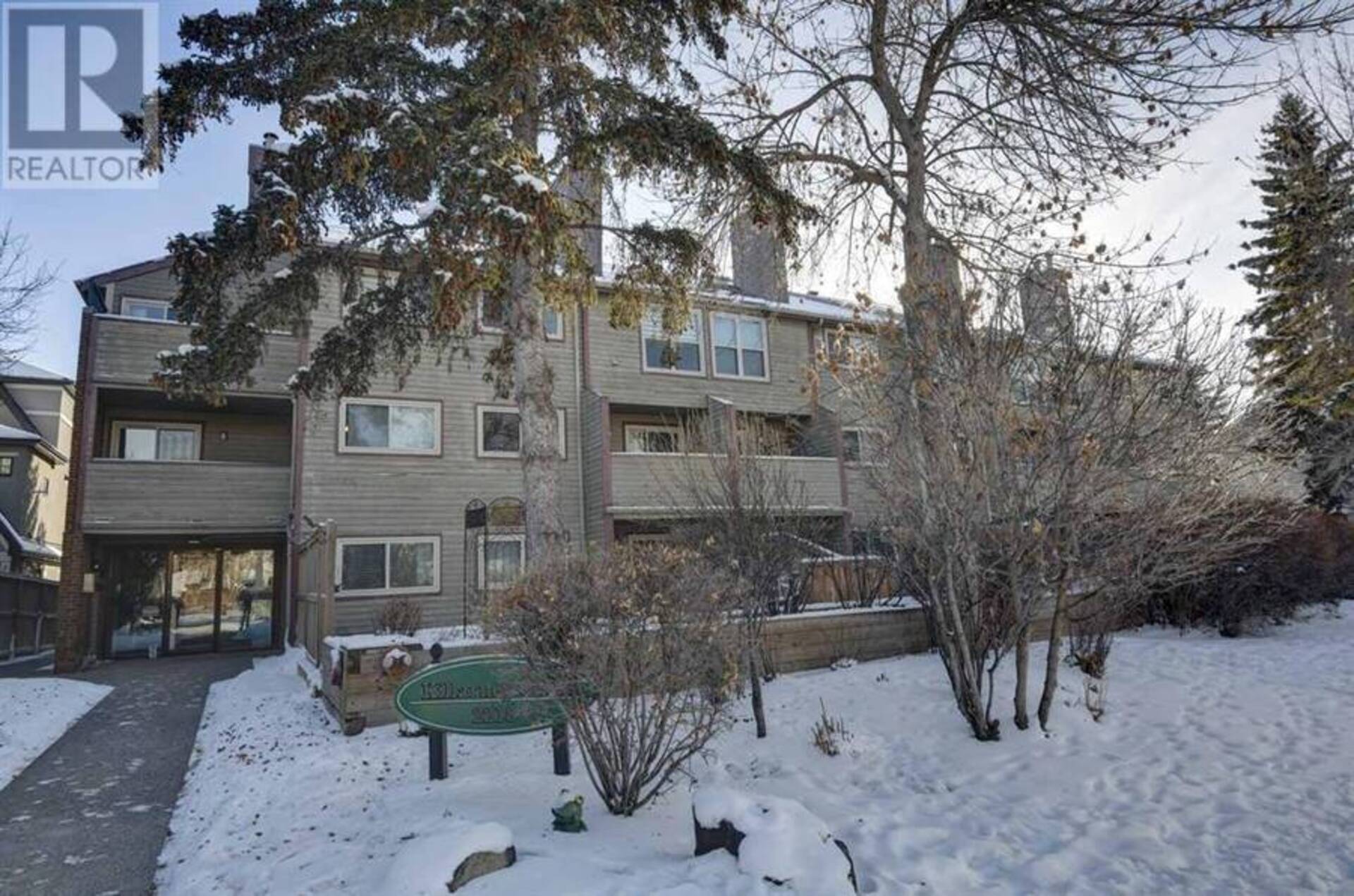 104, 2218 30 Street SW Calgary