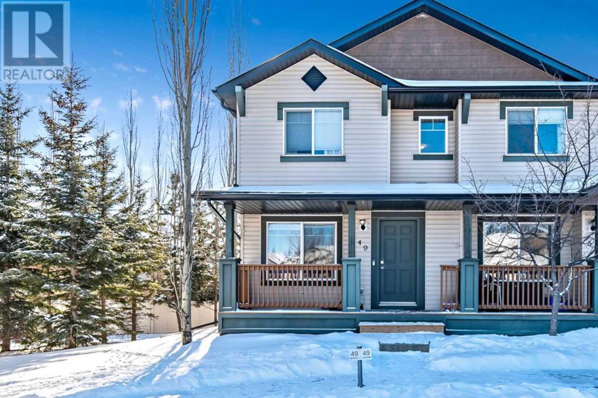 49, 105 Drake Landing Common Okotoks