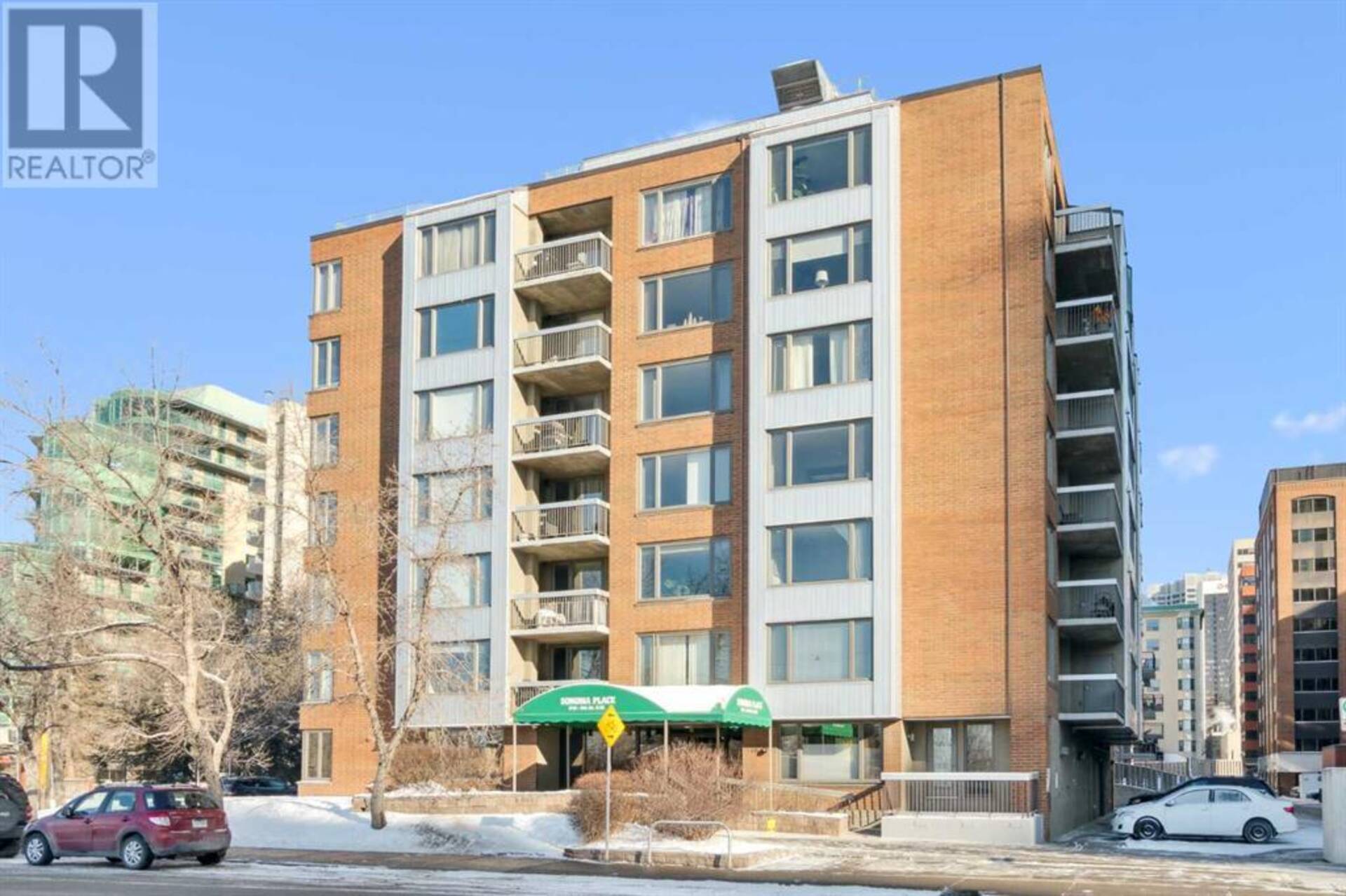 570, 310 8 Street SW Calgary