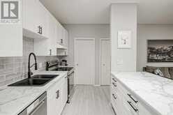 113, 1410 2 Street SW Calgary