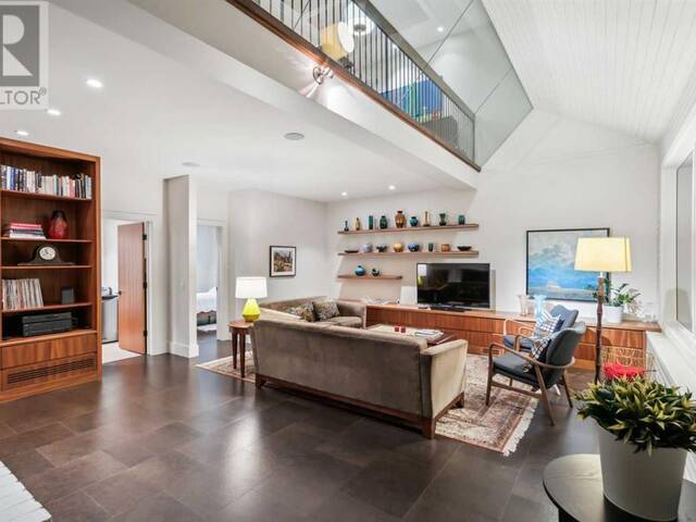 5, 2200 Varsity Estates Drive NW Calgary