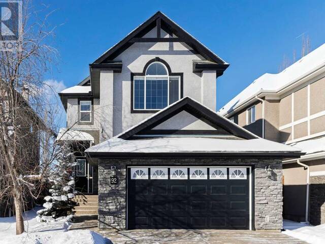 92 Wentworth Crescent SW Calgary