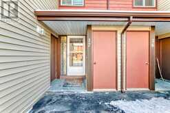 17, 41 Glenbrook Crescent Cochrane