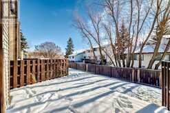 17, 41 Glenbrook Crescent Cochrane