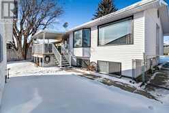 807 9 Avenue SE High River