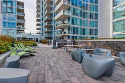 402, 519 Riverfront Avenue SE Calgary