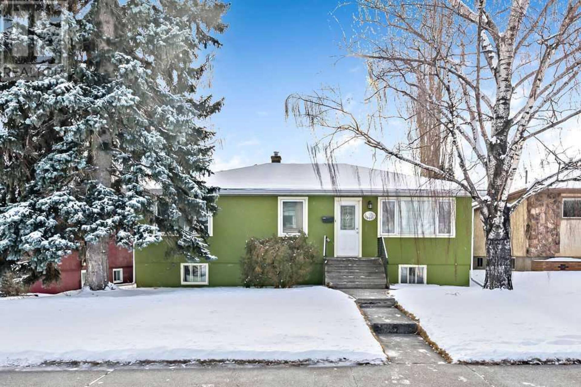 507 49 Avenue SW Calgary