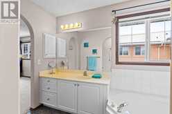 206 Coral Cove NE Calgary