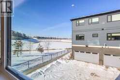 305, 218 Sherwood Square NW Calgary