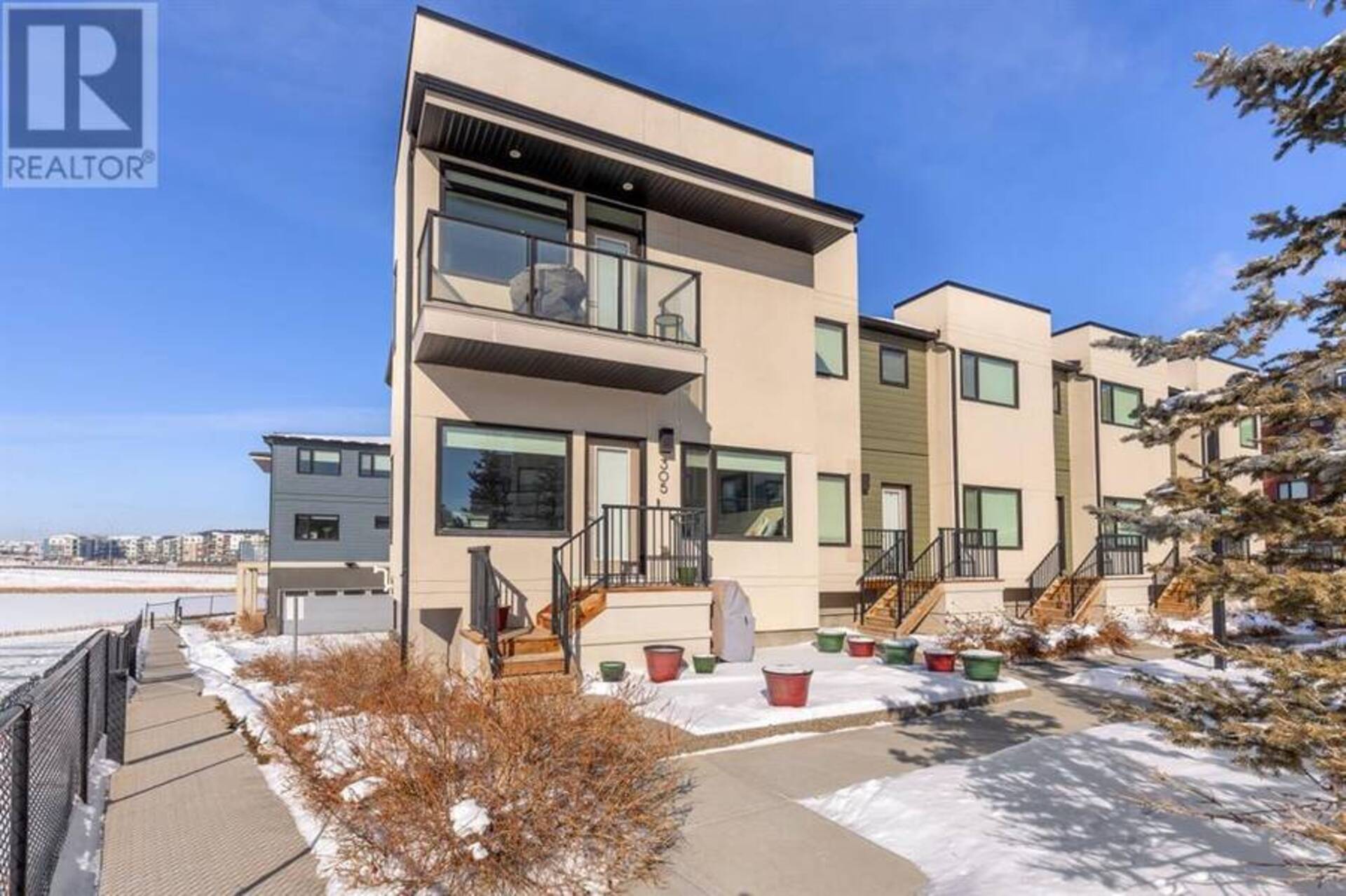 305, 218 Sherwood Square NW Calgary