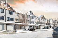 153 Everhollow Heights SW Calgary