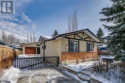 636 Acadia Drive SE Calgary