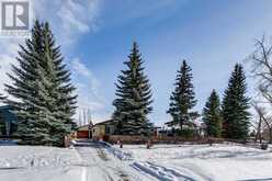 636 Acadia Drive SE Calgary