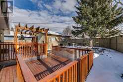 636 Acadia Drive SE Calgary