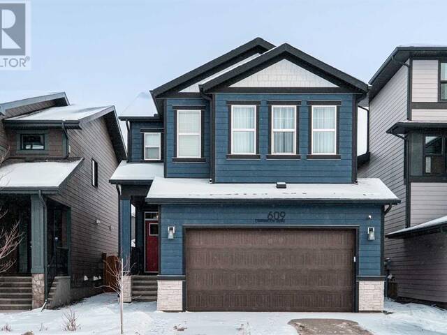 609 Cranbrook Gardens SE Calgary