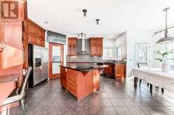 320 Everglade Circle SW Calgary