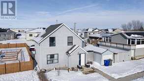 320 55 Avenue W Claresholm