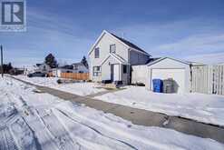 320 55 Avenue W Claresholm