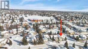 206 Woodbriar Circle SW Calgary