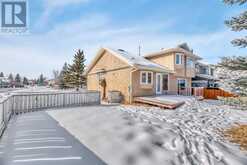 206 Woodbriar Circle SW Calgary