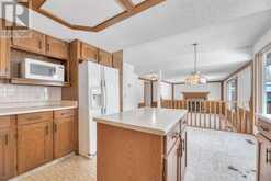 206 Woodbriar Circle SW Calgary