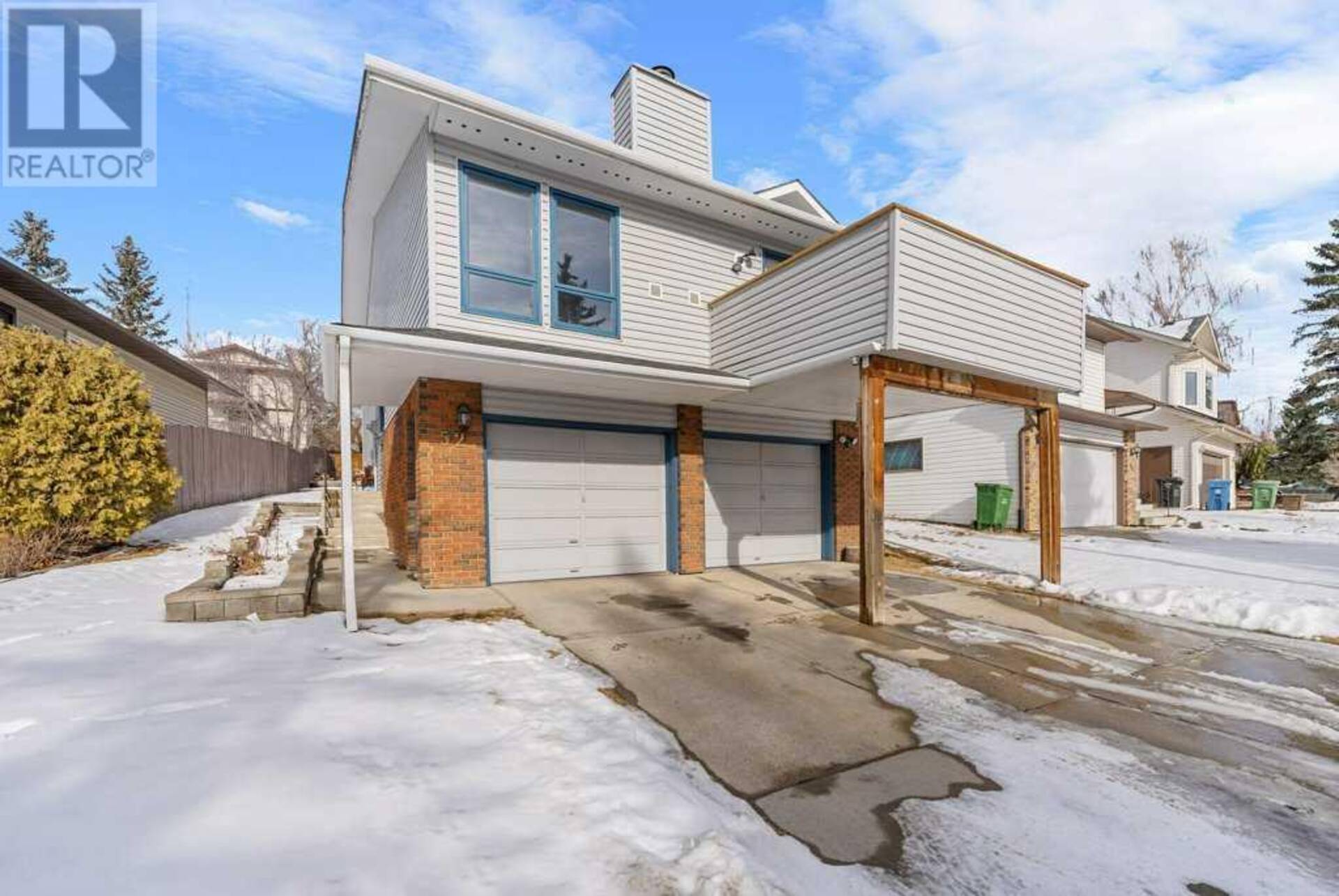 52 Hawkcliff Way NW Calgary