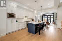 2006 44 Avenue SW Calgary